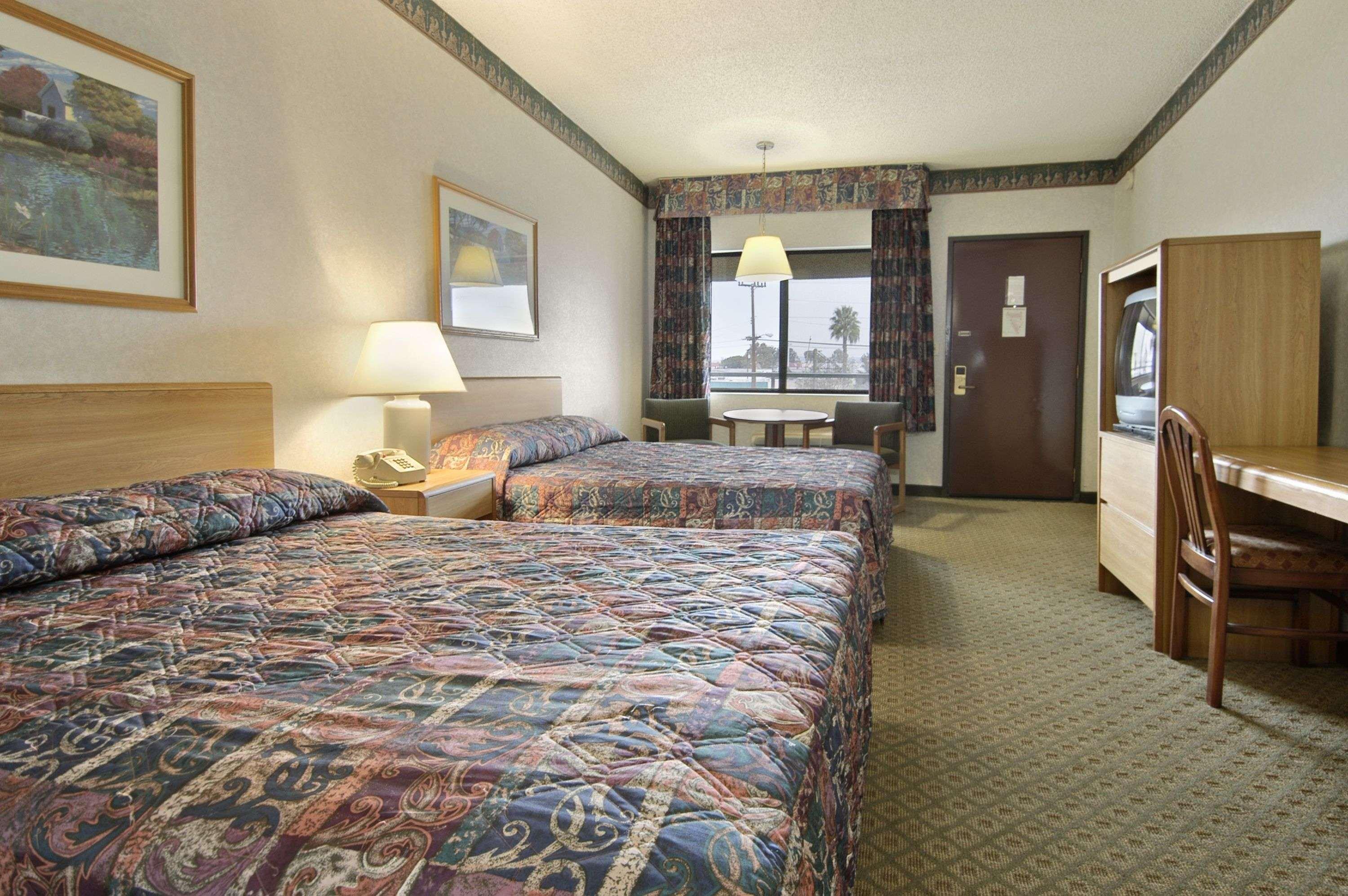 Travelodge By Wyndham Commerce Los Angeles Area Cameră foto